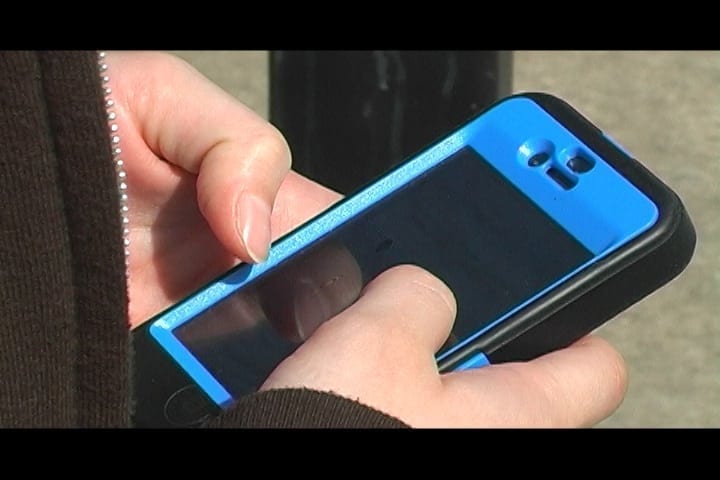 Problems social networking apps present on college campuses