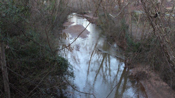Athens’ outdated sewage infrastructure may endanger local waterways
