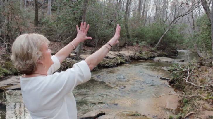 Neighbors Voice Dirty Water Concerns Over New Pipelines