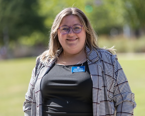  Marissa Chastain, vice president of operations for the Athens Area Chamber of Commerce, poses for a picture outside Grady College of Journalism and Mass Communication. 